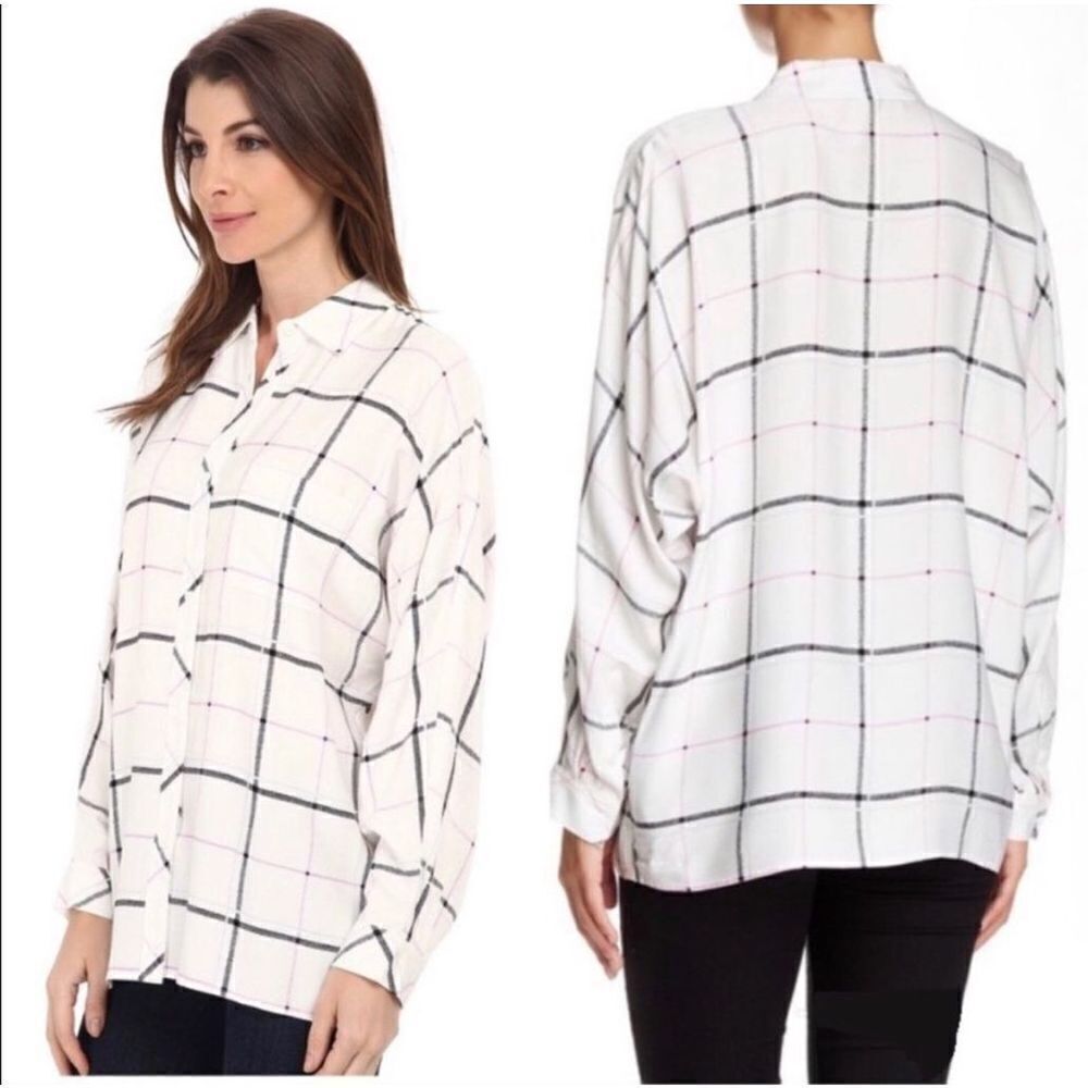 Two by Vince Camuto Oversized Plaid Button Size XS